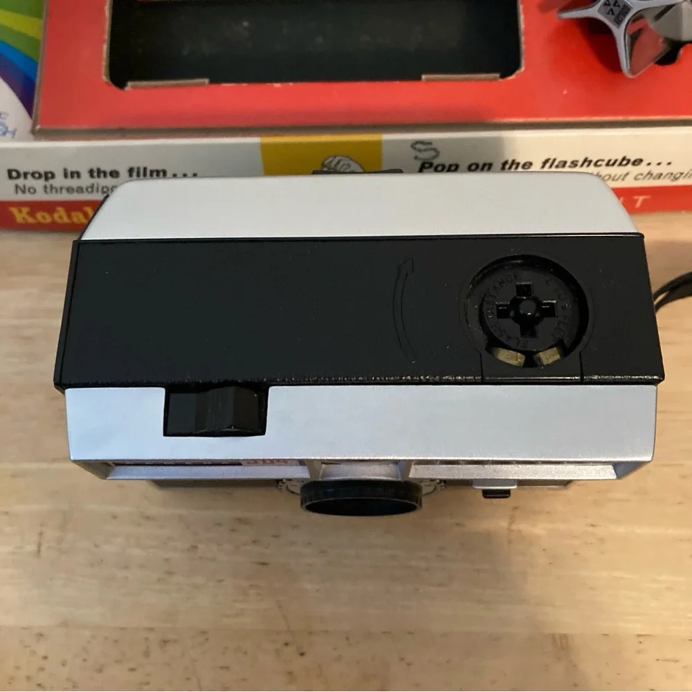 Vintage Film Camera 1960’s Kodak 304 Instamatic Outfit